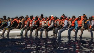 Экстренные службы Испании спасли за два дня в Средиземном море тысячу нелегалов