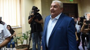 Следствие разрешило генсеку ОДКБ Хачатурову покинуть Армению и вернуться на работу в Москву