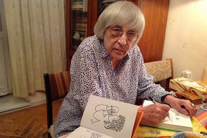 Юнна Мориц: Не угрожает мне уныние и скука, – меня блокирует дирекция фейсбука (Администрация Facebook заблокировала страничку поэтессы , пока она не покажет документы,  удостоверяющие личность)