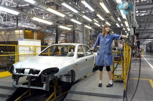 В Украине резко сократилось производство авто, в прошлом месяце было выпущено 221 единица автотранспорта