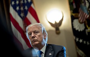 Трамп счел неконституционными некоторые положения оборонного бюджета по России.