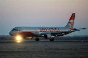 Самолёт Red Wings экстренно приземлился в Уфе из-за возгорания двигателя