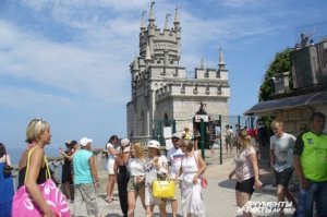«Мест нет!». Честный взгляд на Крым лета 2018 года