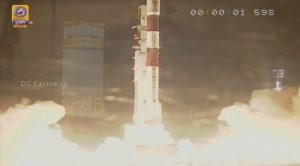 Индийская ракета-носитель успешно выводит на орбиту два британских спутника