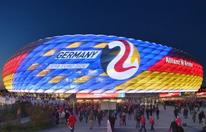 Чемпионат Европы по футболу-2024 пройдет в Германии  (Борьбу за право провести турнир Германия выиграла у Турции)