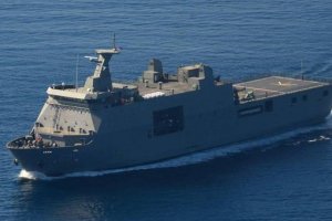 Десантный корабль-док "Тарлак" Военно-морских сил Филиппин впервые в истории прибыл во Владивосток