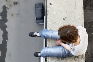 (Уставшая жить нация) Эпидемия! В Украине уже 5 детских самоубийств за 2 дня