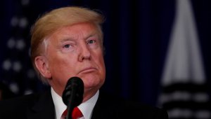 Трамп признал, что США отстали от России в создании космических войск