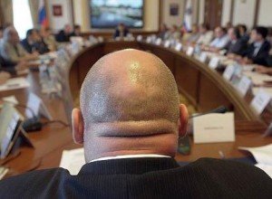 В Волгограде утвердили надбавку к зарплате в 260 % чиновникам и депутатам