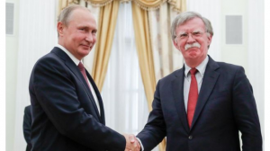 Путин заявил Болтону, что РФ удивлена недружественными шагами со стороны США