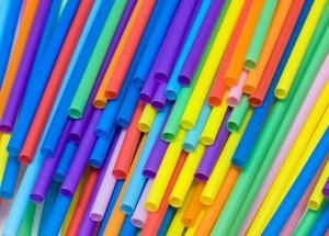 Европарламент проголосовал за запрет  одноразового пластика