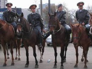 [субботнее, 10 лет назад] В Москве перед иностранцами выступил отряд конной милиции "Кобра"