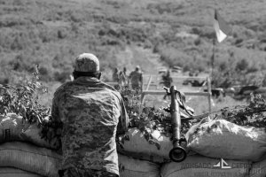 Стороны в Донбассе сообщили об обстрелах на линии разграничения