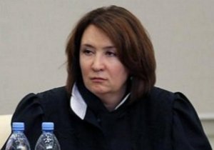 Диплом судьи Хахалевой: Факты против «подлинности»