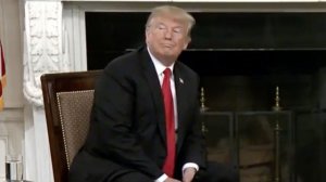 Трамп обещает выплатить взрывоопасный долг США