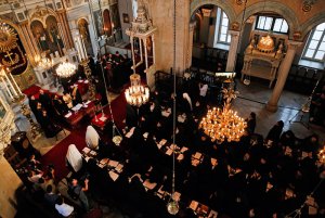 Константинополь пригрозил отозвать автокефалию у РПЦ