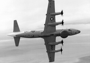 Истребитель ВМФ России Су-27 совершил "небезопасный" перехват американского разведчика над Черным Морем - ВМС США