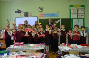 Московские активисты ОНФ провели мастер-класс для школьников по изготовлению фликеров