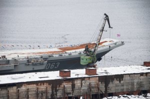 Завод в Петербурге отремонтирует двигатель «Адмирала Кузнецова» к 2020 году