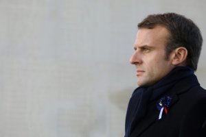 AFP: во Франции подозреваемым в подготовке теракта против Макрона предъявили обвинения