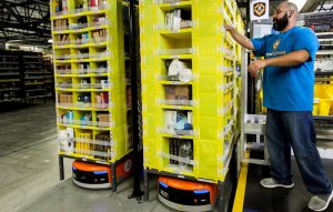 Роботы заменили Amazon 20 000 рабочих