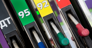 Независимые АЗС заявили о готовности продавать бензин по 30 рублей за литр