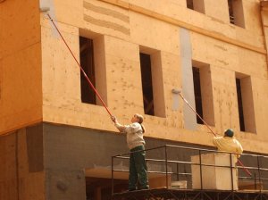 [Из грязи в князи] Член комитета Госдумы по труду и социальной политике Вострецов предложил людям с высшим образованием взглянуть в сторону биржи труда, которая «ломится» от вакансий маляров и уборщиц