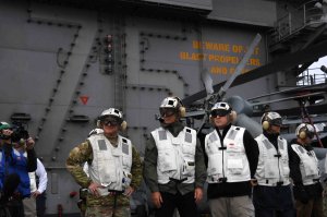 Авианосная ударная группа ВМС США начинает учения в центральной части Средиземного моря - NOTAM. Боевики из идилибской зоны обстреляли город Алеппо снарядами с хлором - МО РФ