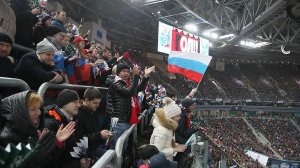 Полная чаша: сборная России по хоккею добилась рекордной посещаемости (Национальная команда при аншлаге выиграла Кубок Первого канала )