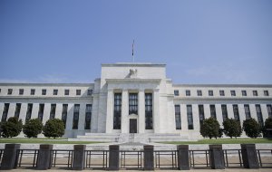 ФРС США повысила базовую процентную ставку до 2,25-2,5%