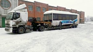 В Петербург приехали первые электробусы. Новая техника выйдет на маршрут с Васильевского острова