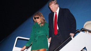 [Субботничное] Меланья Трамп «без штанов» насмешила пользователей Сети