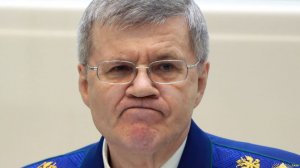 Юрий Чайка просит в разы увеличить зарплаты прокуроров