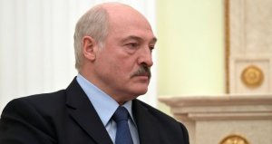Лукашенко предупредил, что Беларусь "будут пробовать на зуб"