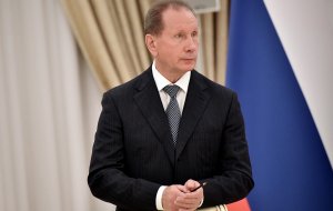 Суд вернул иск Золотова к Навальному