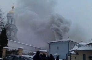 В Киево-Печерской лавре вспыхнул пожар ?