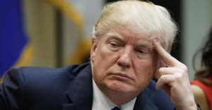 Трамп задумался над признанием лидера оппозиции Венесуэлы законным президентом этой страны