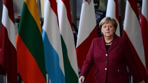 Меркель: Германия и Франция хотят внести вклад в создание европейской армии