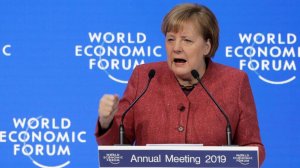 Bild: Меркель пошла против Трампа в Давосе