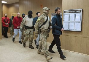 Арестованных нарушителей морской границы пытаются вырядить военнопленными. ПАСЕ приняла резолюцию о деэскалации «межгосударственного инцидента» в Азовском море, пытаясь втянуть в него Россию