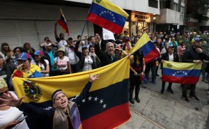 Макрон выдвинул ультиматум по ситуации в Венесуэле