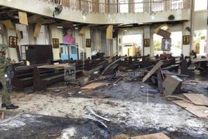 Католический собор на Филиппинах взорвали во время мессы