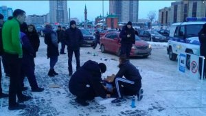 Таксист в Казани выстрелил в пассажира за то, что тот не стряхнул снег с ботинок