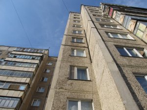 Страстный секс соседей бесит молодую липчанку