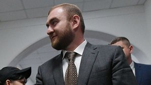 Выпускники ставропольского вуза 2007 года не вспомнили студента Арашукова ;)