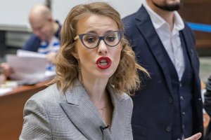[Пятничное]  "Нельзя без слез смотреть": Собчак возмутило состояние Парижа