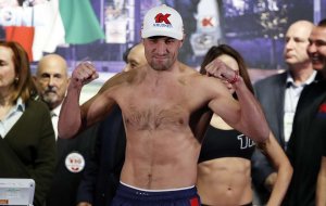 Сергей Ковалев взял реванш у Альвареса и вернул титул чемпиона мира WBO