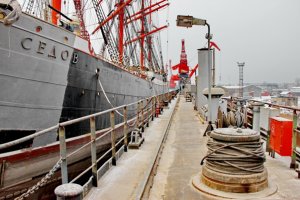 Знаменитому паруснику «Седов» возвращают белый цвет