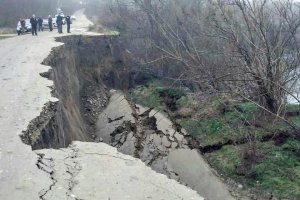 Под Горячим Ключом обрушилась дорога