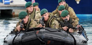Британия заявляет свои права на Арктику  (Морская пехота Британии готовится вести боевые действия за Полярным кругом)
